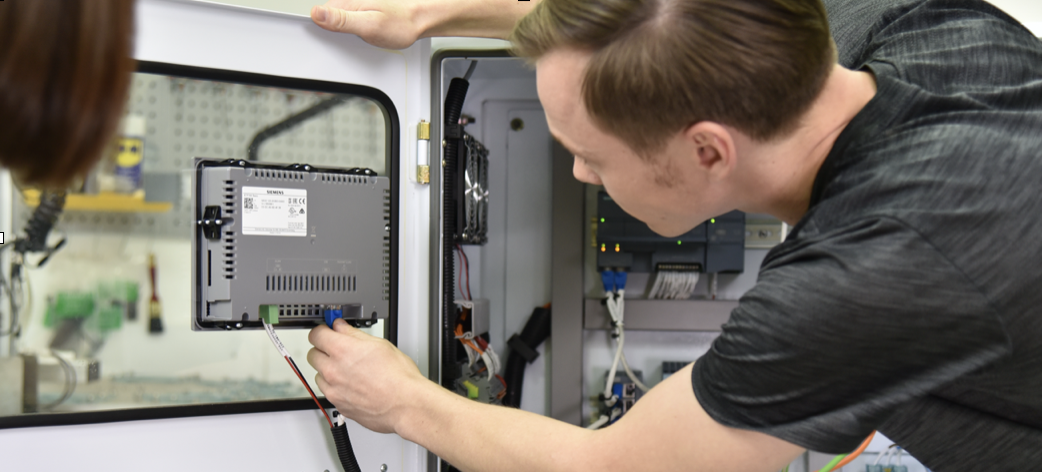 <p><span style="font-size: 42px;">Services</span></p>